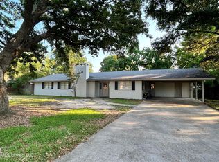 2289 Windsor Ct, Biloxi, MS 39532