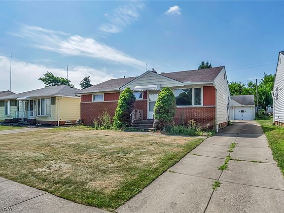 3rd image of 3323 Dellwood Dr