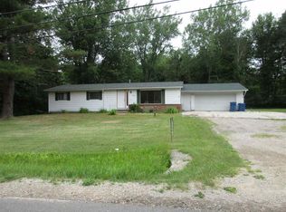 2299 E Ashby Rd, Midland, MI 48640