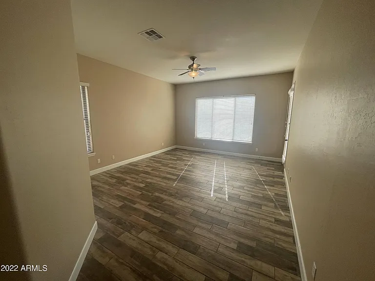 4263 E Maplewood Ct — Photo 7