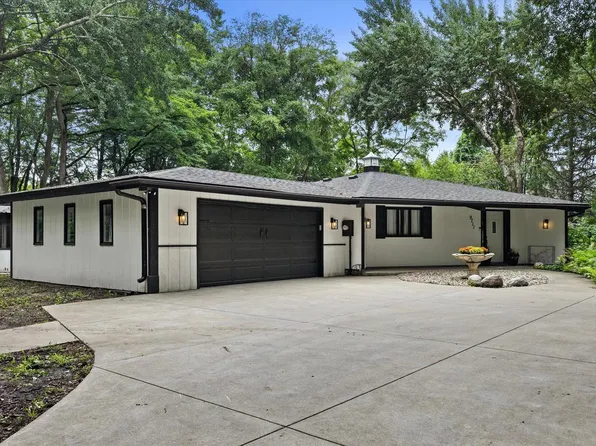 9711 8th AVENUE, Pleasant Prairie, WI 53158