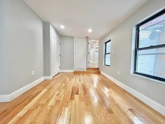 Rented by Doorway NYC, LLC | media 5