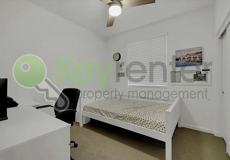 1374 Larkspur Dr — Photo 16