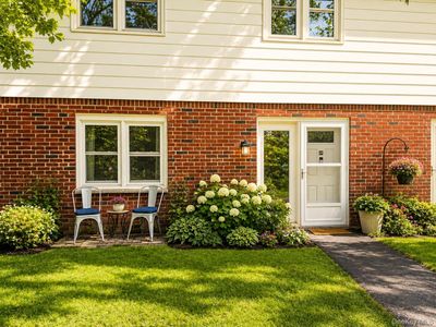 22 Orchard Heights, New Paltz, NY, 12561