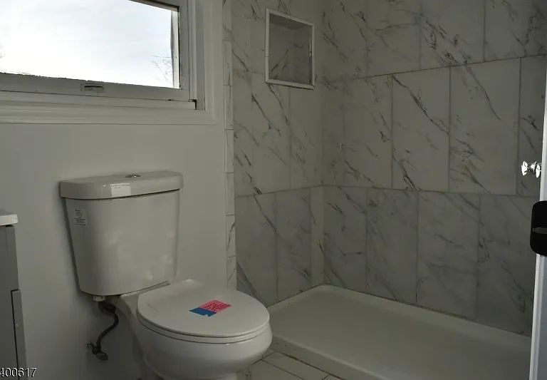 129 Central Pl #2 — Photo 15