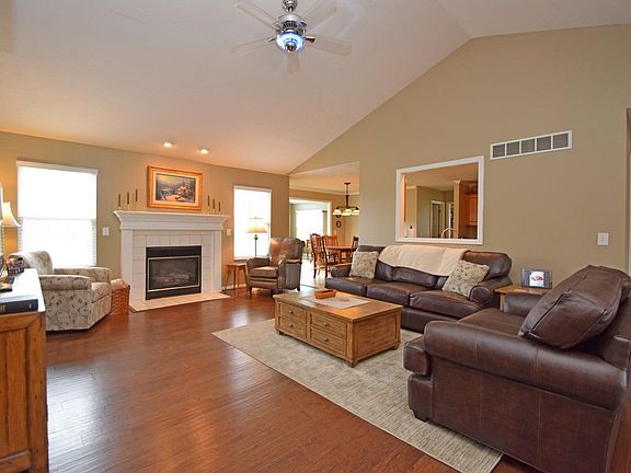5th image of 4953 Cedar Brook Ct