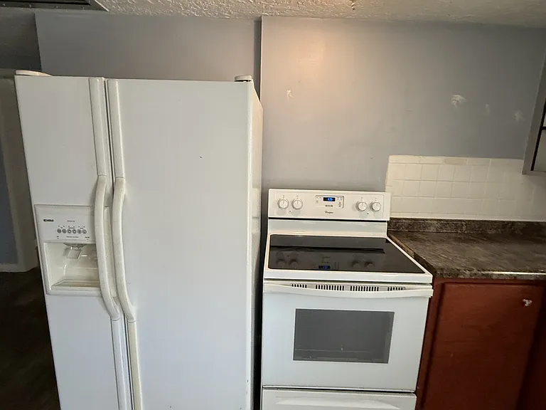118 S Crysler Ave #1/2 — Photo 4
