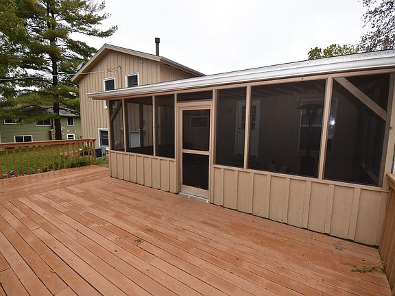 4th image of 6907 Hillcrest Dr