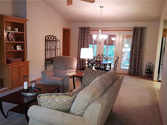 3rd image of 3 Luncarty Ln