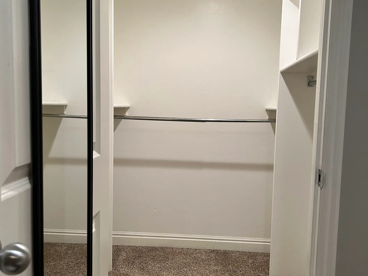1 bed, 725 sqft, $1,500 — Photo 2
