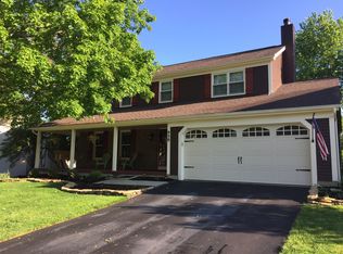 430 Mainsail Dr, Westerville, OH 43081