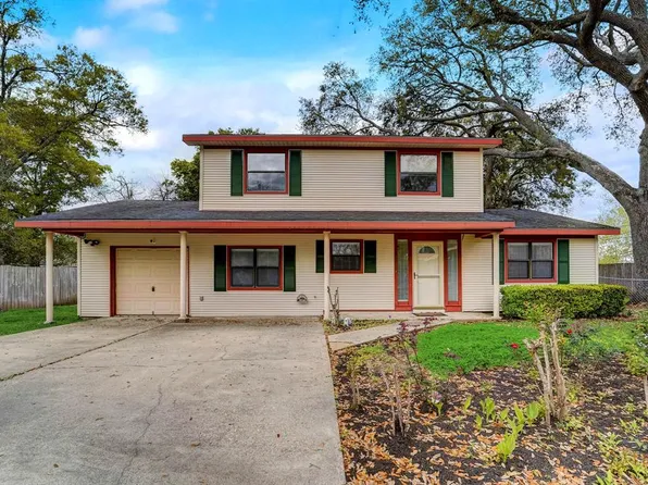 200 Steddum Drive, League City, TX 77573