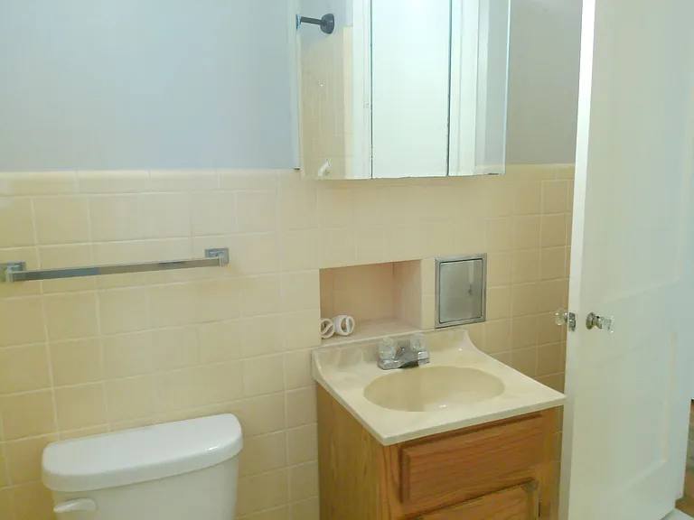 4526 Franklin Dr — Photo 10