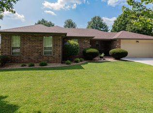 307 N 36th St, Nixa, MO 65714