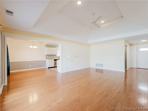 3rd image of 2225 Woodland Drive