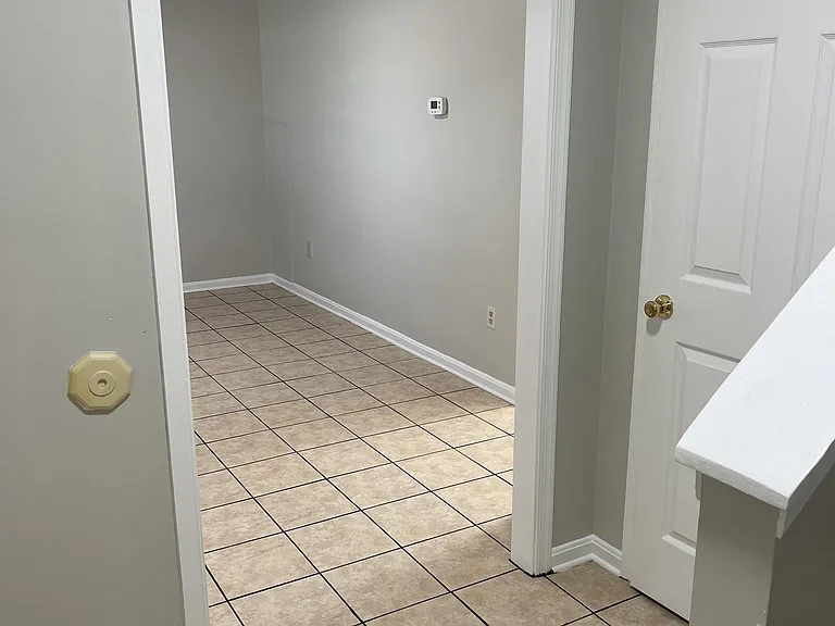 255 Canal Park Dr #C-1 — Photo 4
