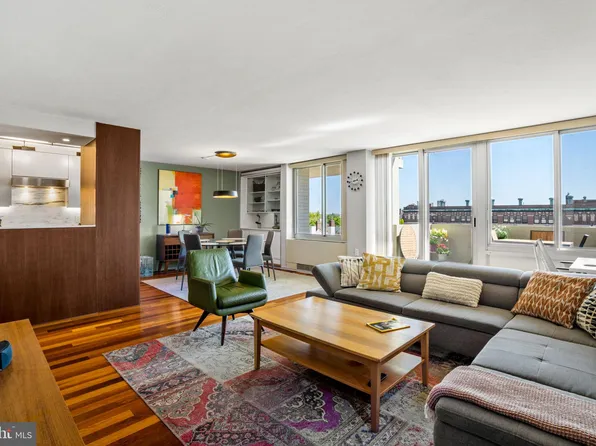 604 S Washington Sq APT 517, Philadelphia, PA 19106