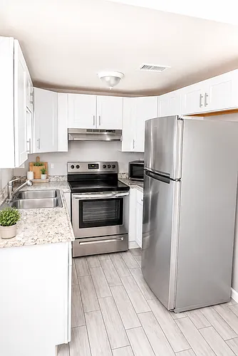 561 S Meridian Rd #1 Photo 1