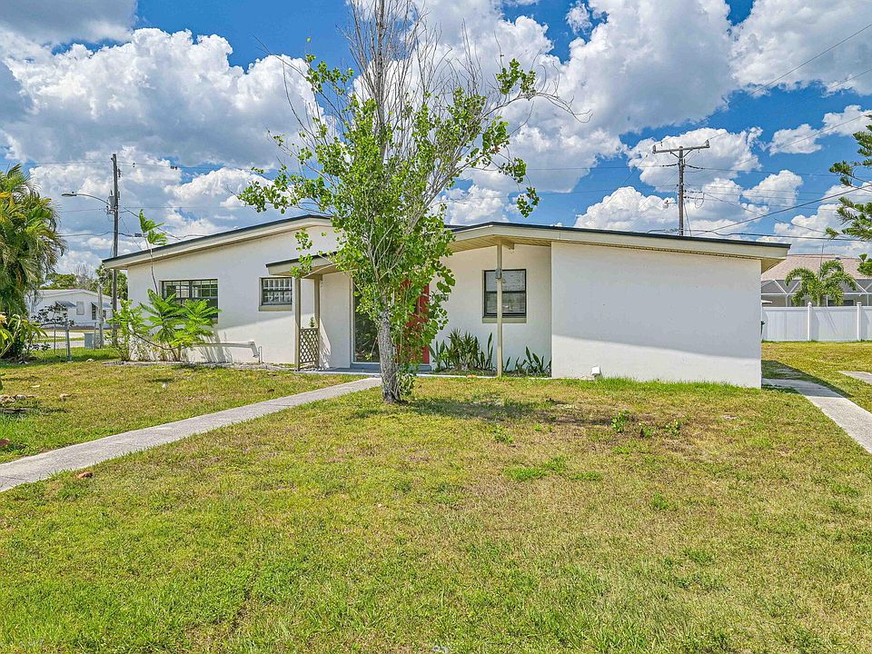 1st image of 2546 Ambrose Ln