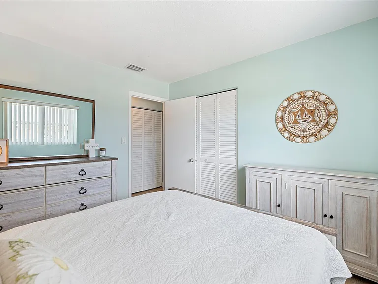 400 Base Ave E #226 — Photo 12