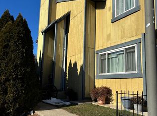 18462 Stone Hollow Dr, Germantown, MD