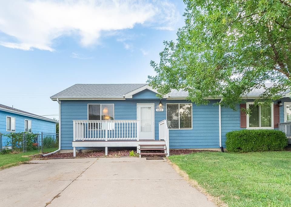 1st image of 645 Huehl Cir