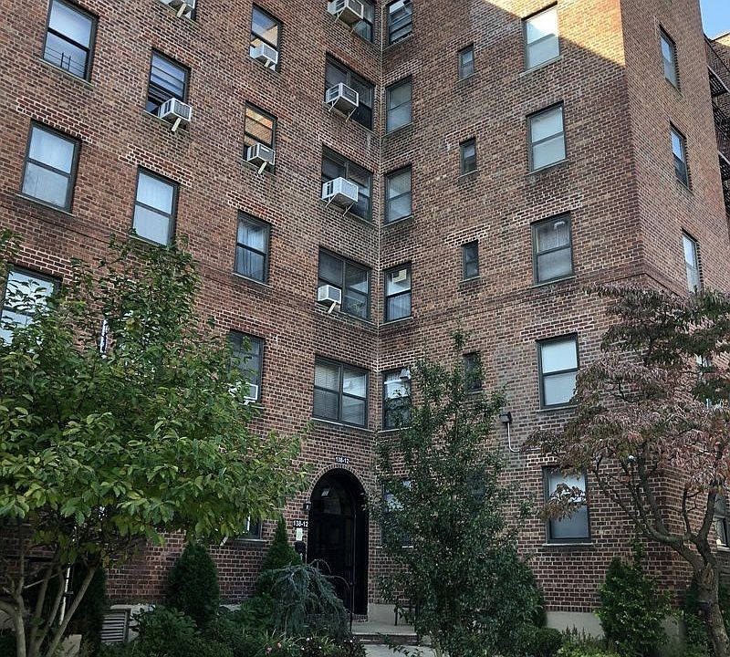 2nd image of 138-12 28th Rd #6F