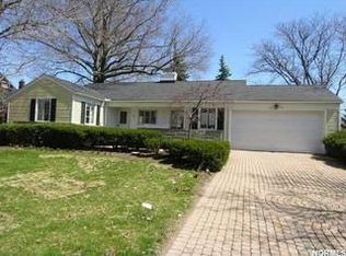 395 Argyle Rd, Rocky River, OH 44116