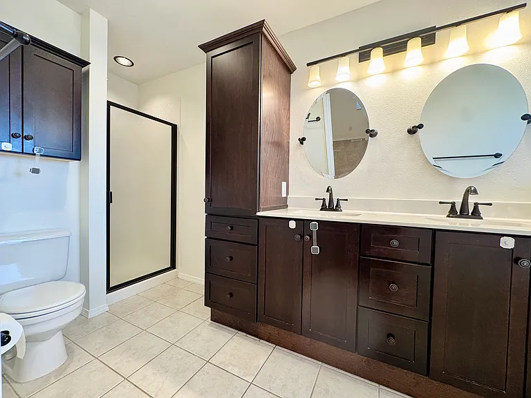 5413 Plumstead Dr — Photo 14