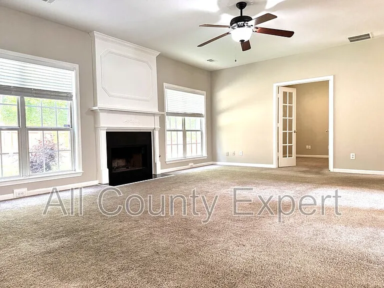1794 Taylor Oaks Dr — Photo 9