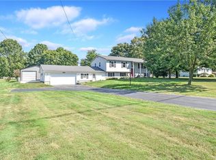 42838 Apples Way Dr, Leetonia, OH 44431