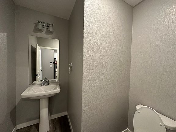 4th image of 3509 Audubon Dr