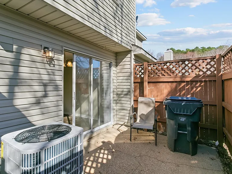 206 Alder Wood Dr — Photo 35