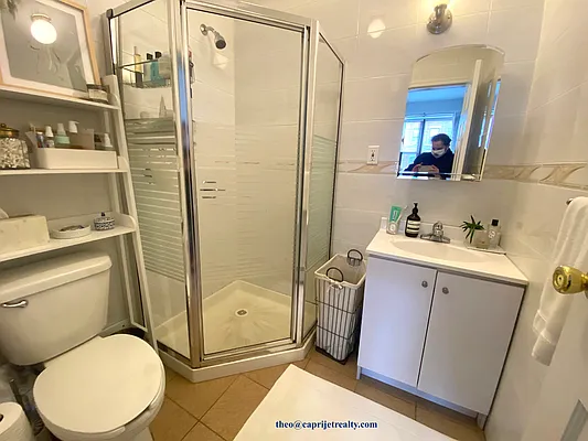 Rented by Capri Jet Realty Corp | media 6