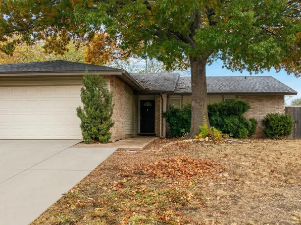 703 Marlow Pl, Arlington, TX 76014