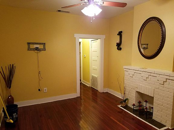 4th image of 1327 Hillary St