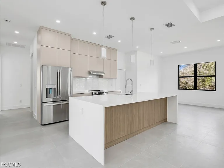 6192 Kambach St — Photo 16