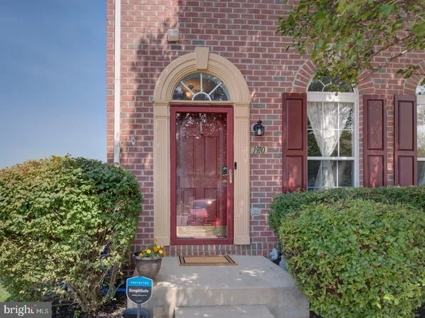 1910 Glenroths Dr, Abingdon, MD 21009