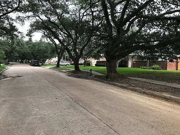 5th image of 5003 Loch Lomond Dr