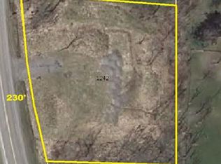 1242 N Davis Rd, East Aurora, NY 14052