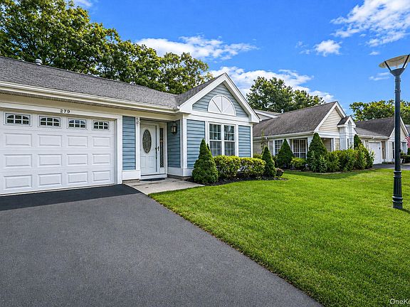 3rd image of 279 Glen Drive