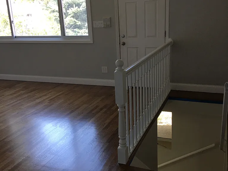 1227 N Bosworth Ave — Photo 15