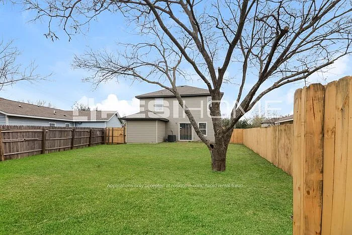 1703 Red Cloud Dr — Photo 13