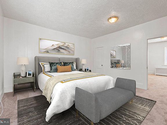 2nd image of 502 S Main St APT 1A