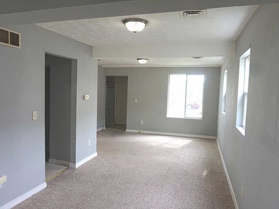 3rd image of 423 S Fulton Ave