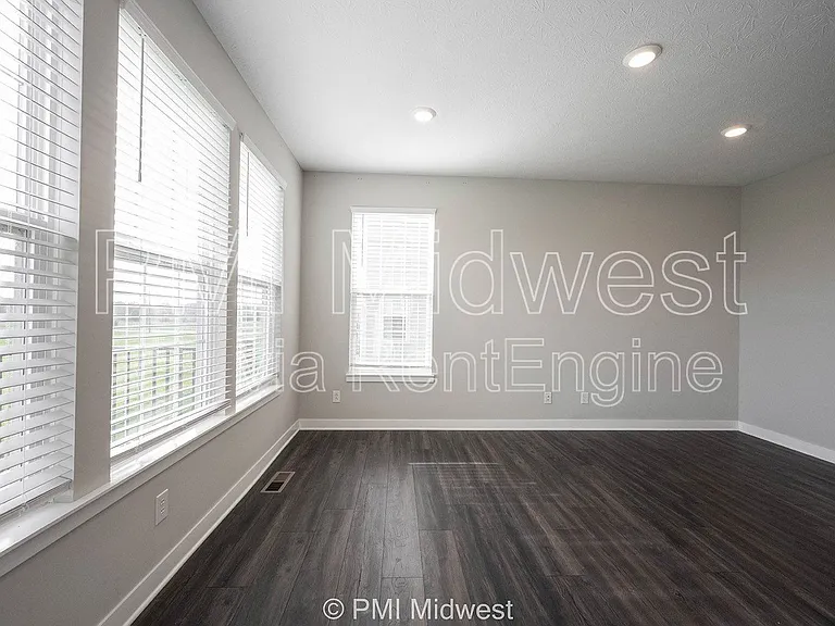 7278 Zanesville Rd — Photo 20
