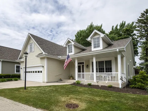 N63W23898 Terrace DRIVE #17, Sussex, WI 53089