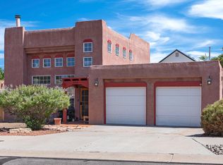 6716 Carney Ave NW, Albuquerque, NM 87120