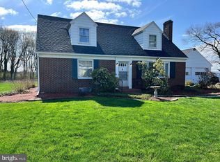 135 Weaver Rd, Lancaster, PA 17603