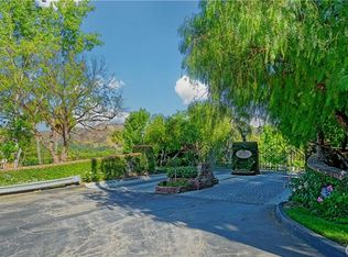 3848 Castle View Dr, Agoura Hills, CA 91301